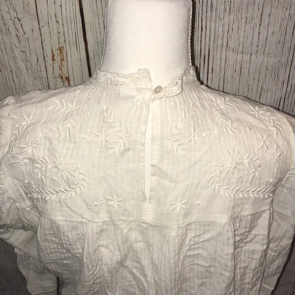 Zara blouse - Picture 3 of 3